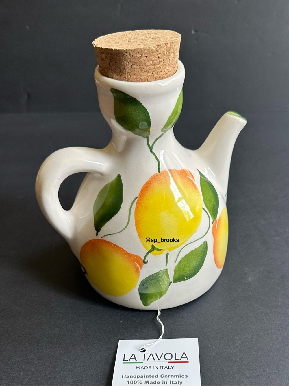 🎁Handpainted Ceramic Cruet - Lemon La Tavola Handpainted Ceramic Cruet - 7”x6”